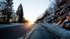 10 Essential Winter Driving Safety Tips